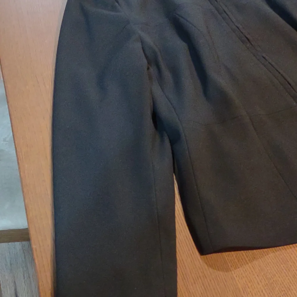 Woman Nlack Jacket by AUGUST MAC WOMAN. Size 14 - Picture 2 of 7
